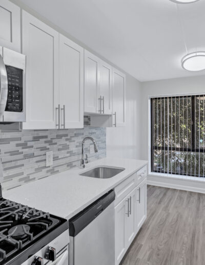 CitySide Huntington Metro Luxury Apartment Building